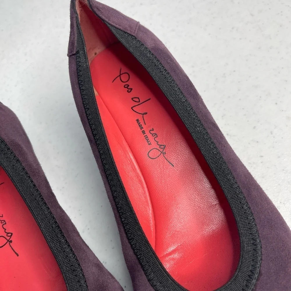 Pas de Rouge 215 hidden wedge Maryjane flat size 6 in suede eggplant/ plum color
